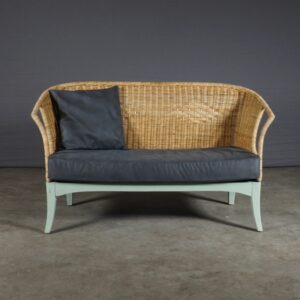 Vintage rotan/rieten bankje - zwarte kussens