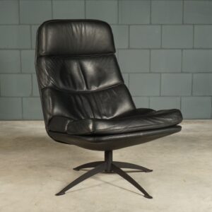 Retro zwart lederen draaifauteuil - Inno zitmeubelen