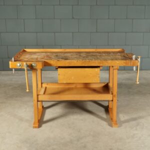Vintage robuuste houten werkbank – jaren 60/70