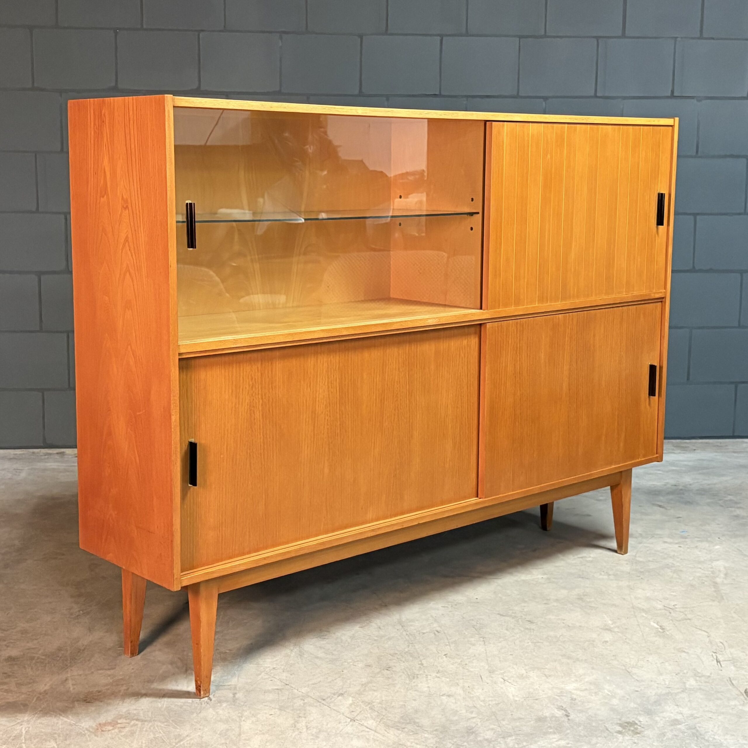 Vintage highboard dressoir – Bartels – jaren 60