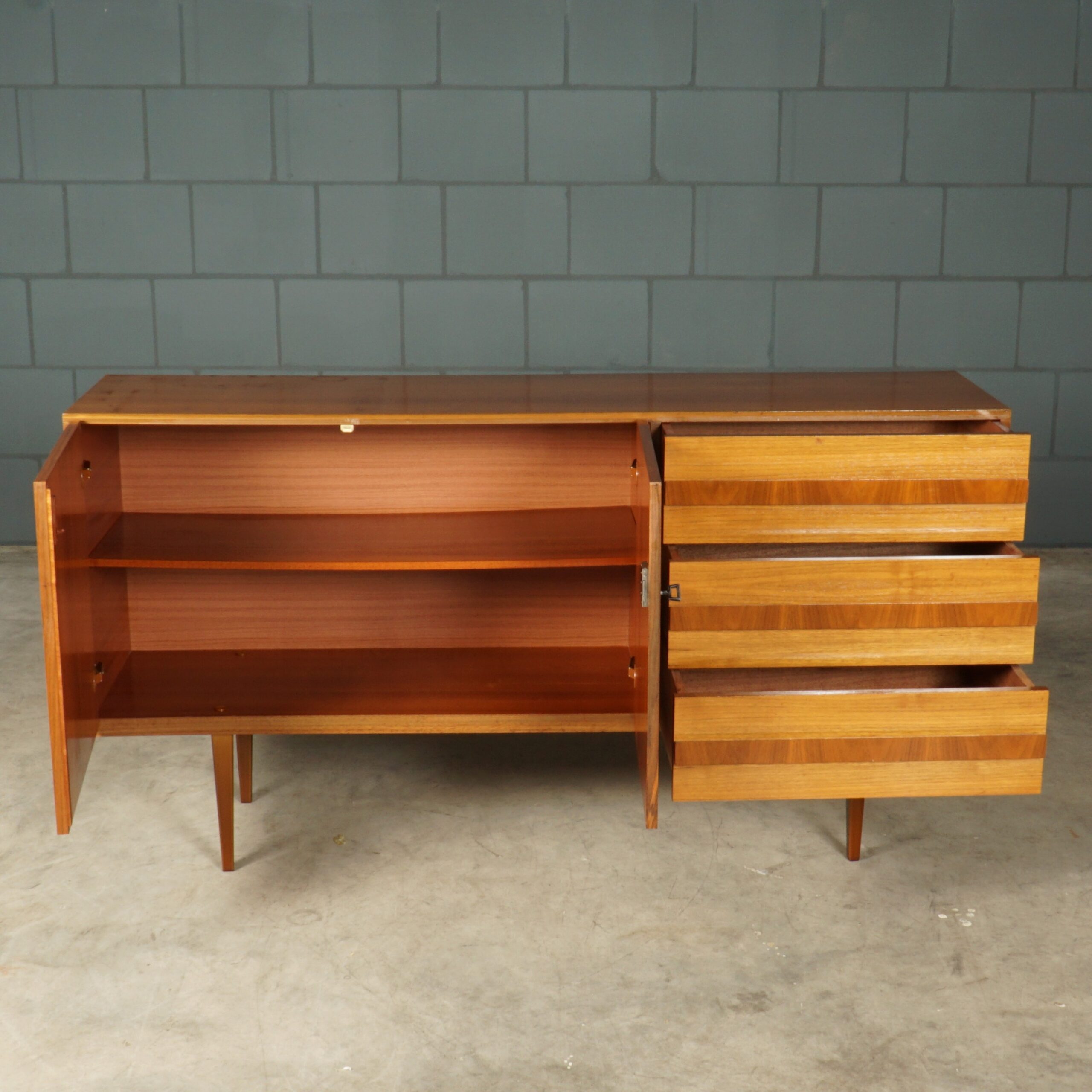 Vintage notenhouten sideboard - Otto Schmidt Möbelfabrik - jaren 60