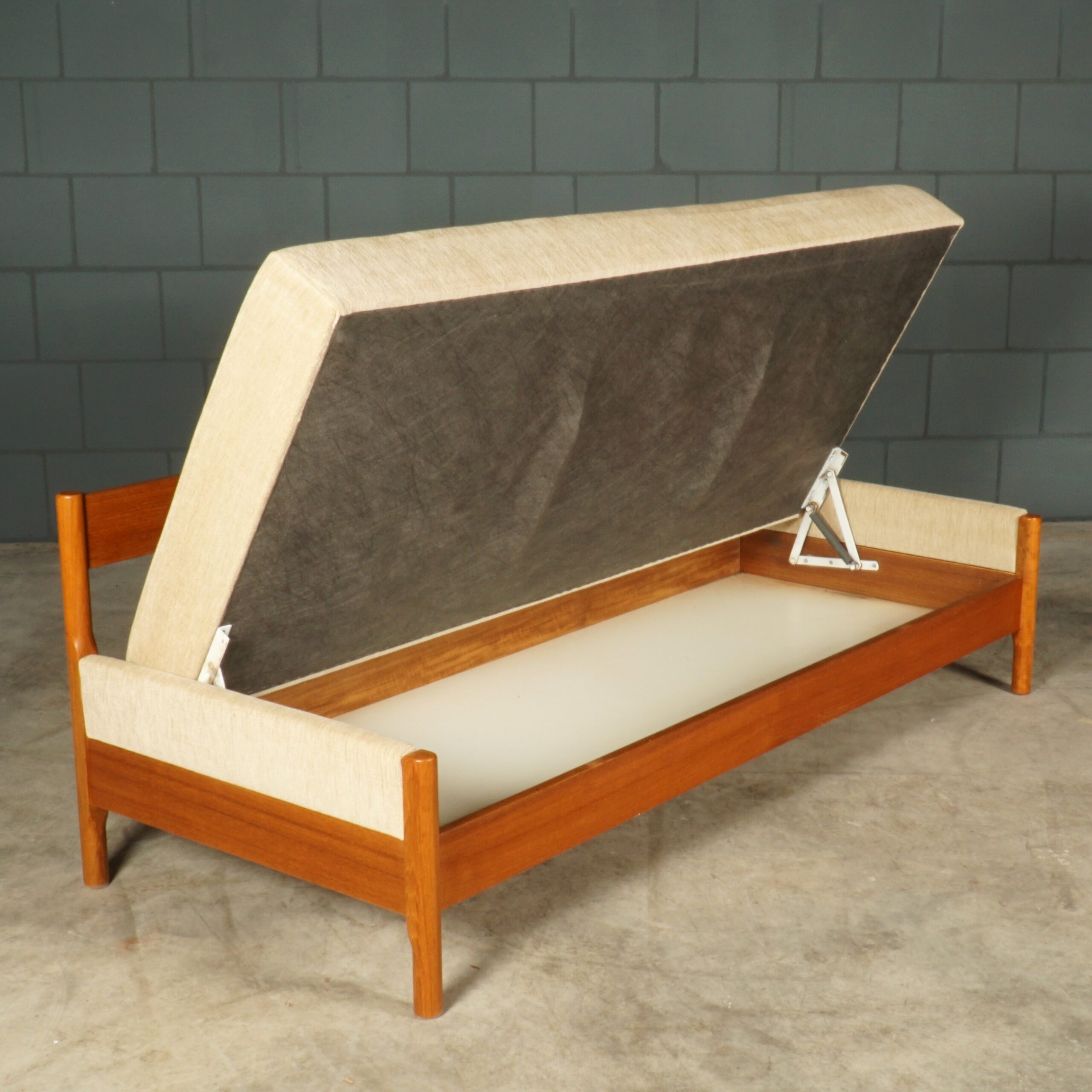 Set vintage klepbanken - Den Blaa Fabrik - jaren 60