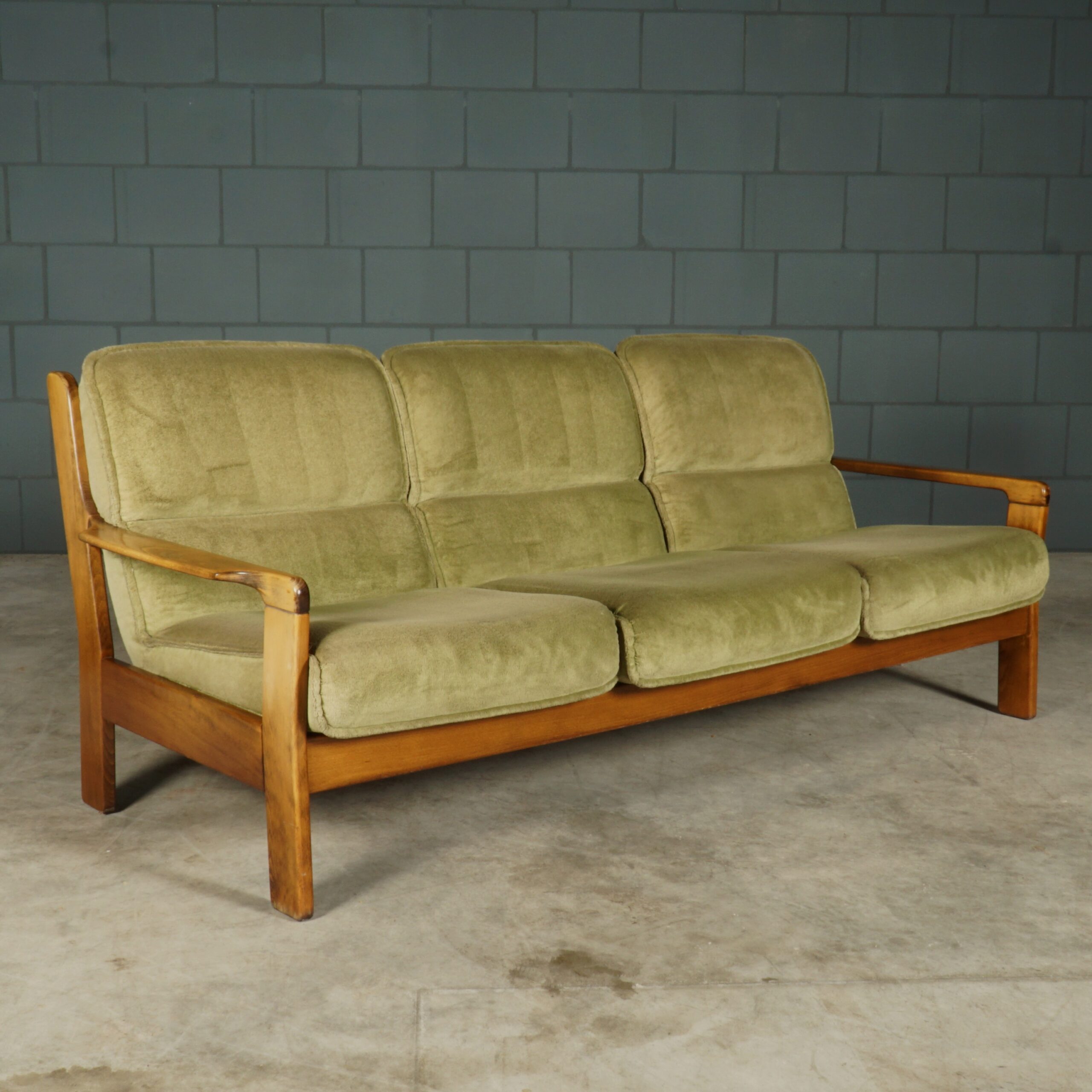 Vintage Deense zithoek/zitgroep - notenhout - jaren 60/70